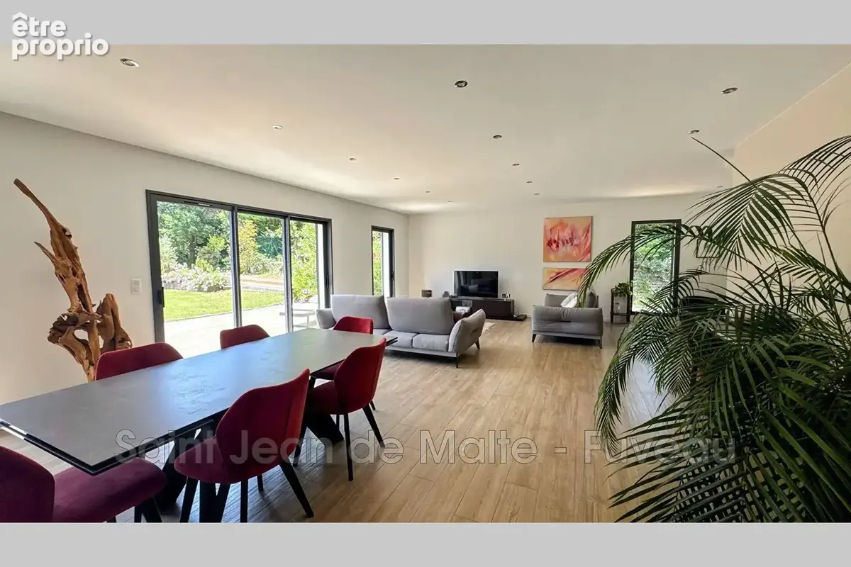 Maison 6 pièces 231 m² à vendre à Peynier (13790) - photo 5