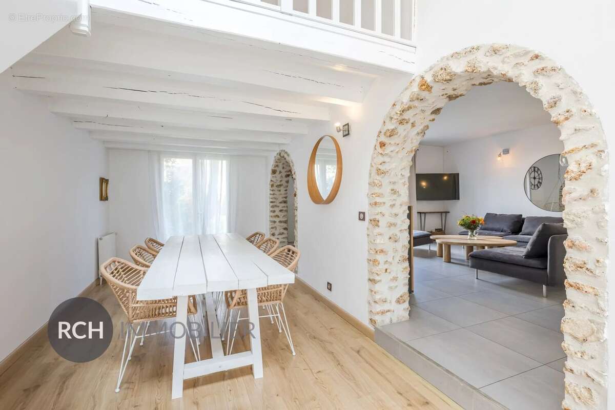 Maison à JOUARS-PONTCHARTRAIN