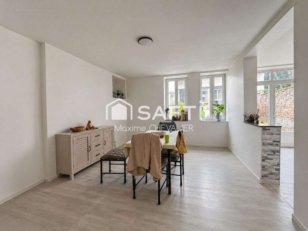 Maison 110 m² à Orsennes  - photo 2