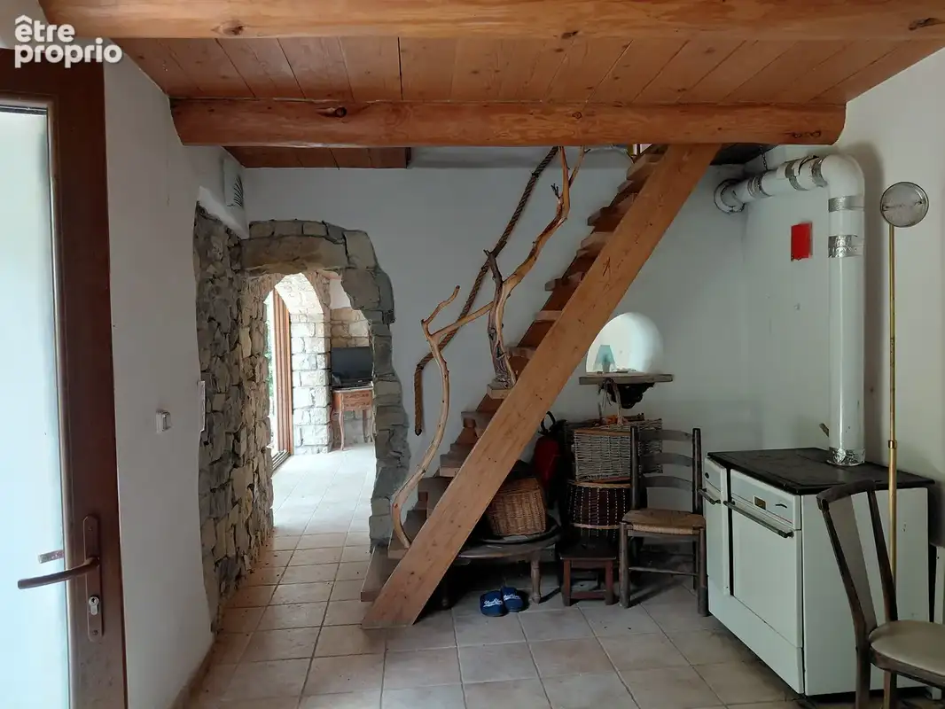 Maison à vendre avec 26200m² de terrain à PEILLE - photo 5