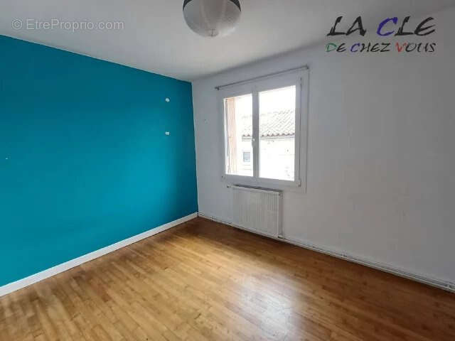 Maison à COULONGES-SUR-L&#039;AUTIZE