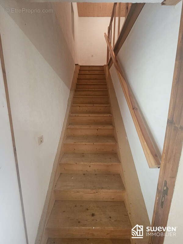 Maison à LABARTHE-SUR-LEZE