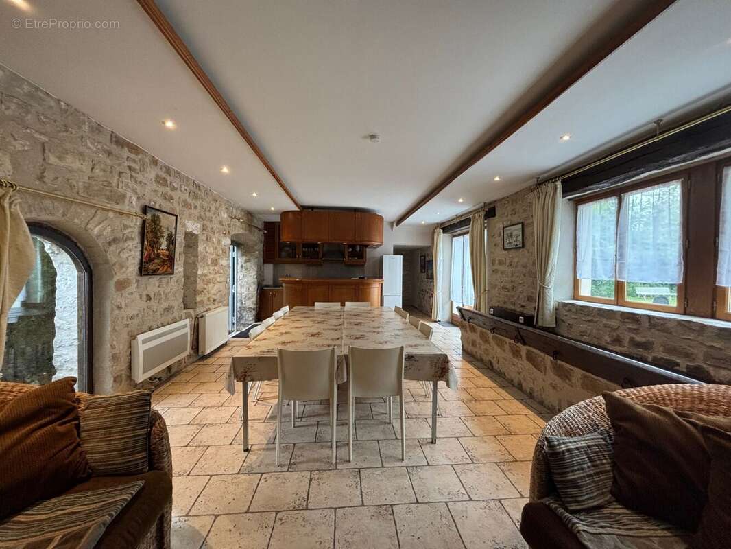 Maison à NOISY-SUR-ECOLE