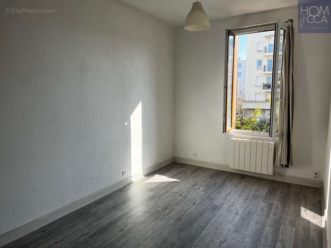 Lyon 8 rue florent vente appartement type 2 - photo 2