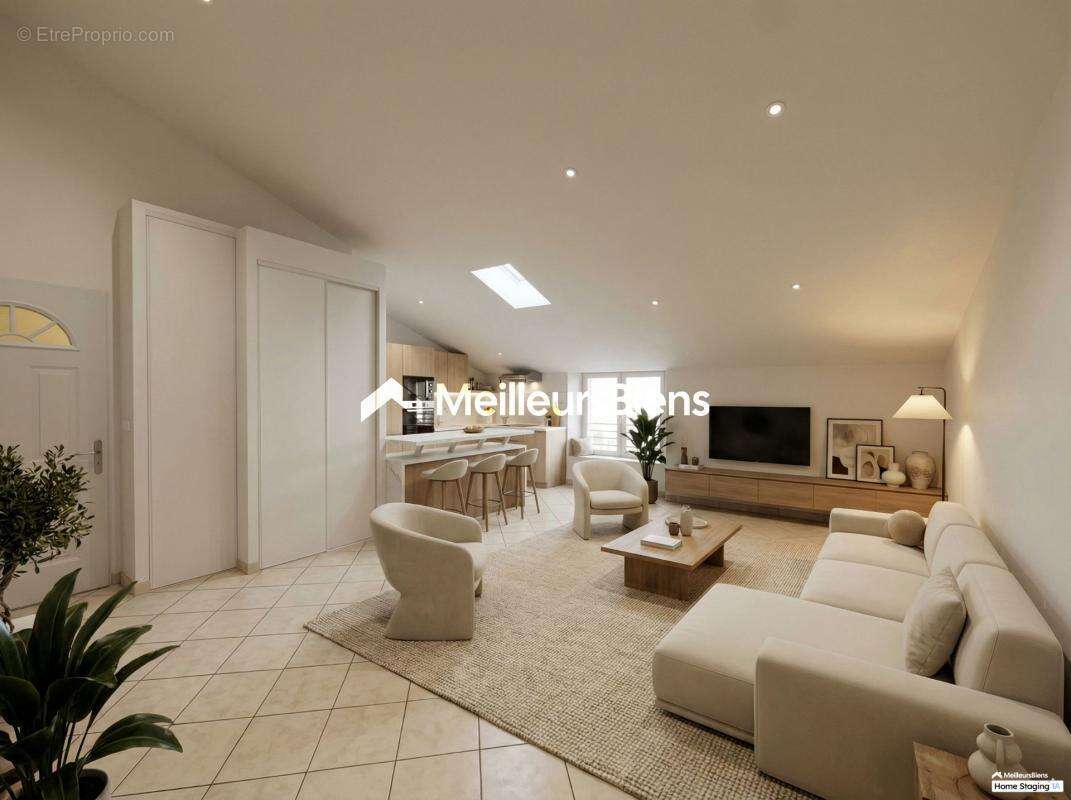 Appartement à PUGET-SUR-ARGENS