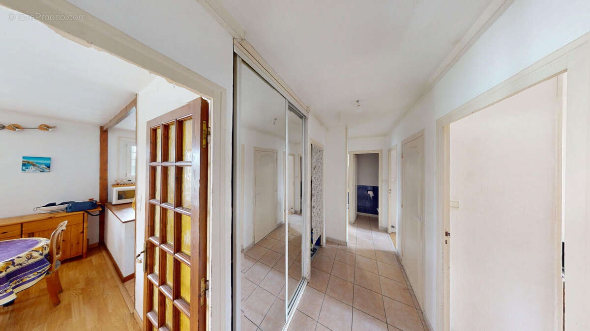 Appartement à MEYLAN