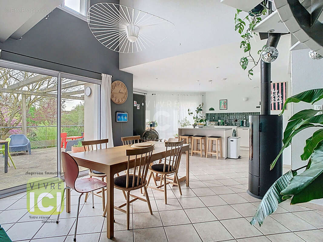 Maison à LA ROMAGNE