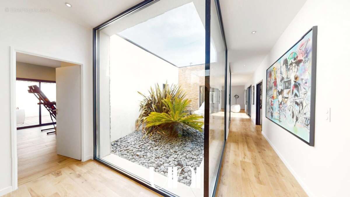 Maison 7 pièces de 300 m2 avec piscine - Caen - photo 16