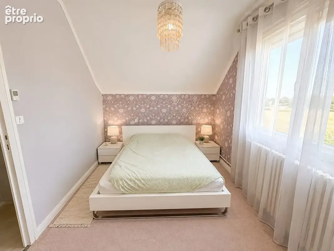 Maison à rénover avec dépendance aménagée sur plus de 1 000 m² de terrain - photo 6