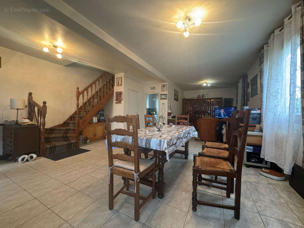 Maison à LE BLANC-MESNIL