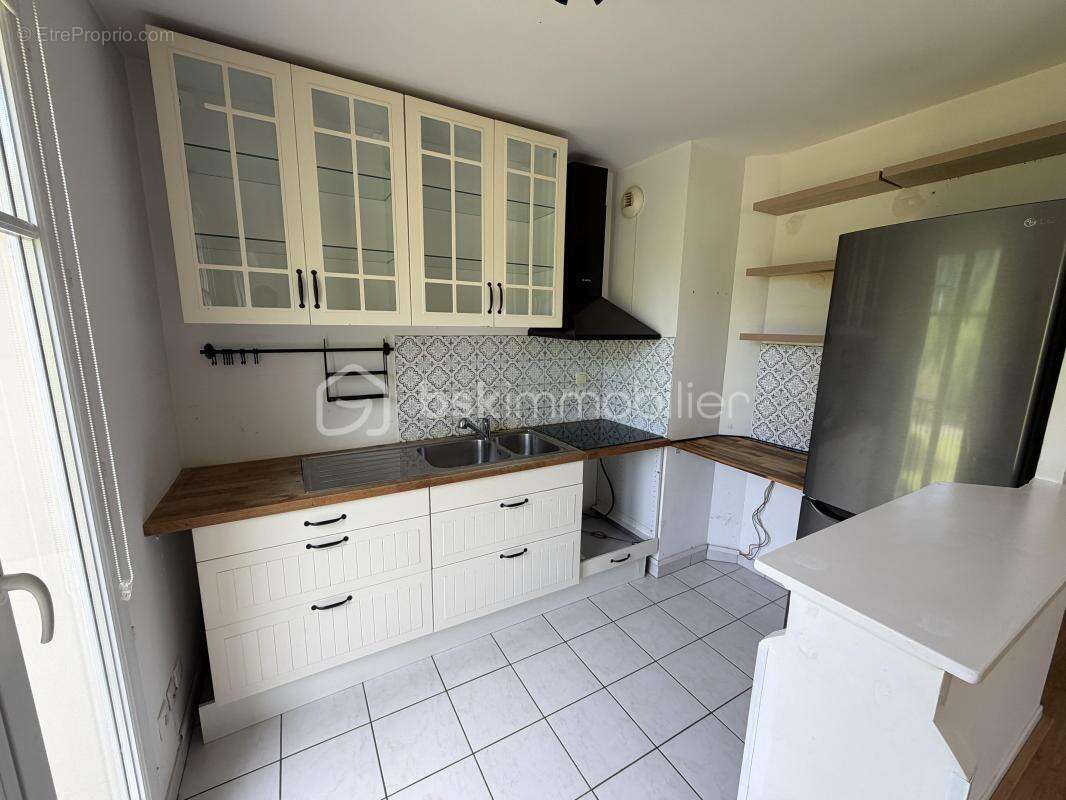 Appartement à MAGNY-LE-HONGRE