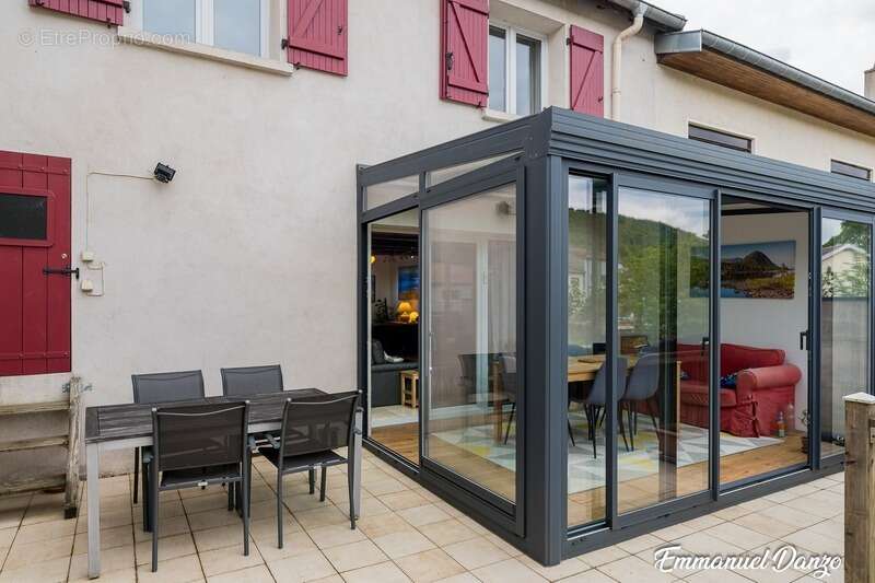 Maison à MARBACHE