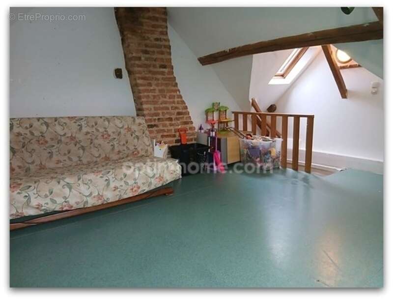 Maison à SAINT-LEOPARDIN-D'AUGY