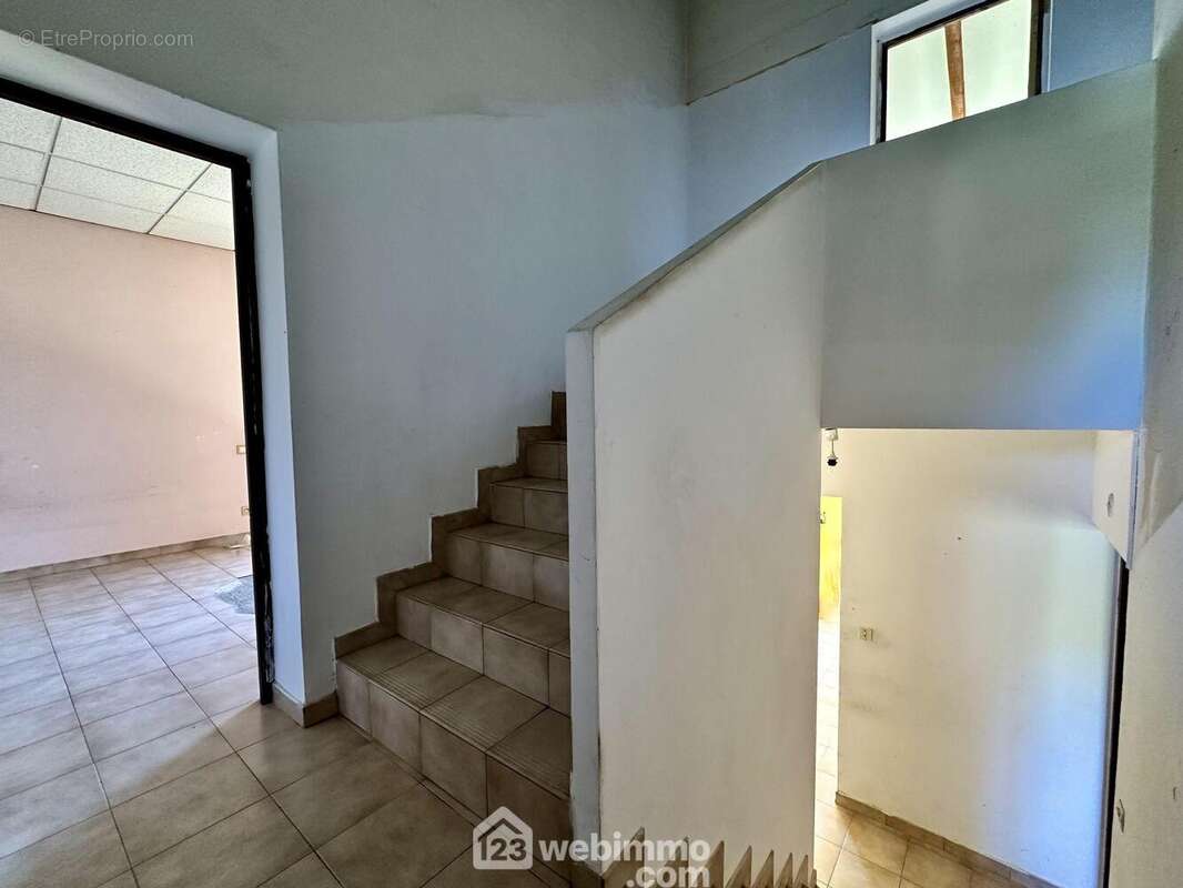 Maison sur 3 étages - Maison à BIGUGLIA