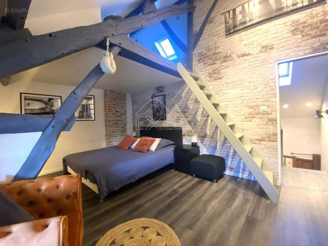 Maison à FRENEUSE