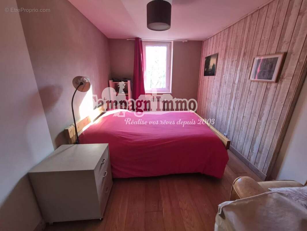 Maison à SAINT-FORGEUX