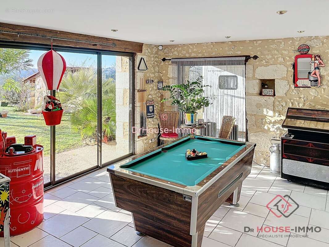 Maison à SAINT-ASTIER