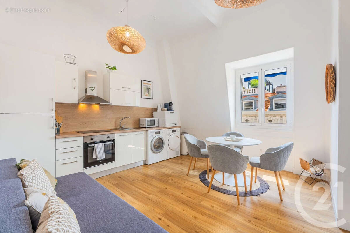 Appartement 82 m² à Menton  - photo 9