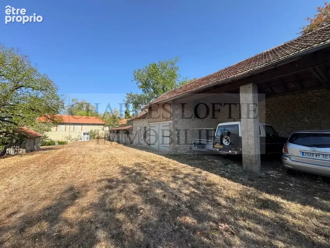Authentique propriété en pierre avec piscine et dépendances sur 36 hectares, nichée sur les hauteurs de Cahors - photo 28