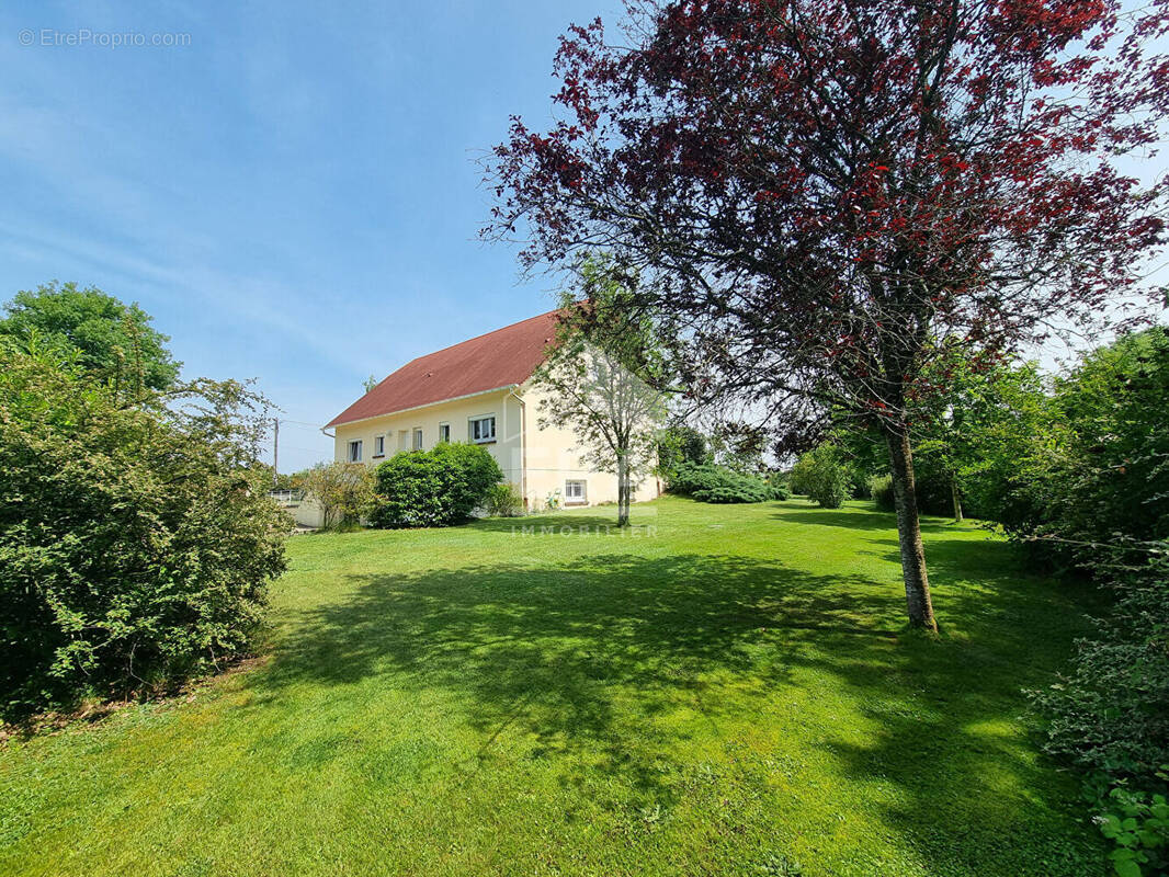 Maison à SAINT-REMY-L'HONORE