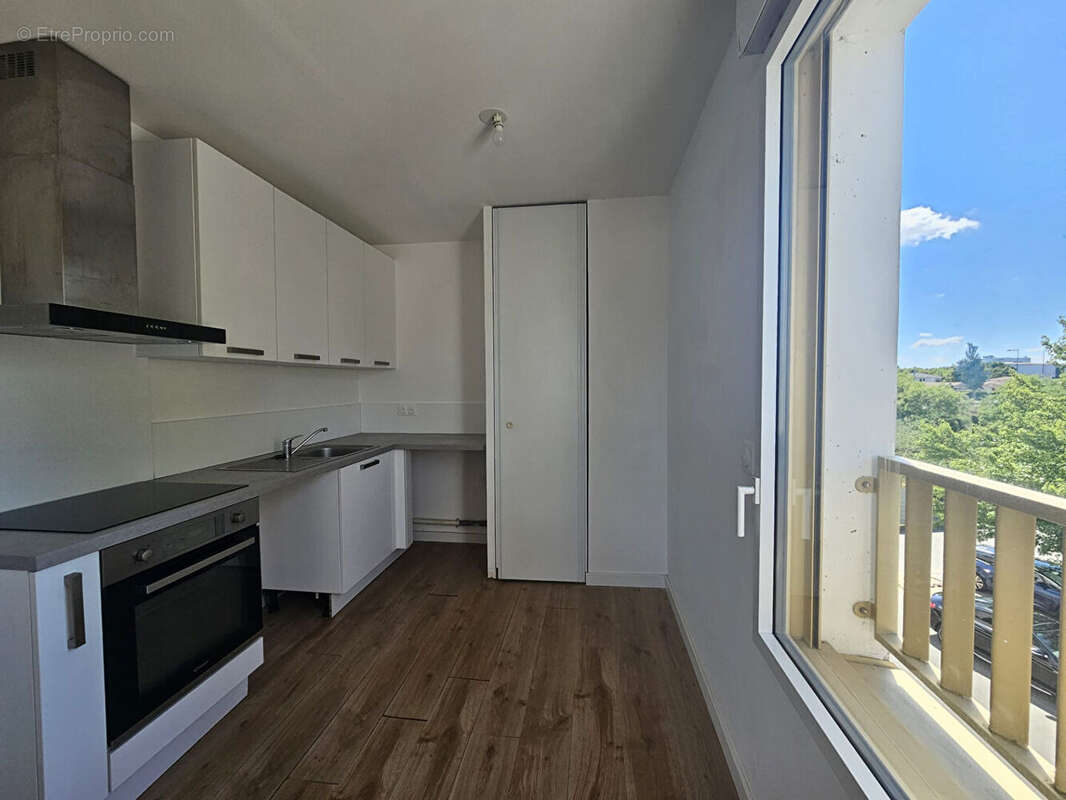 Appartement Villenave D'Ornon 3 pièces 67 m2 - photo 4