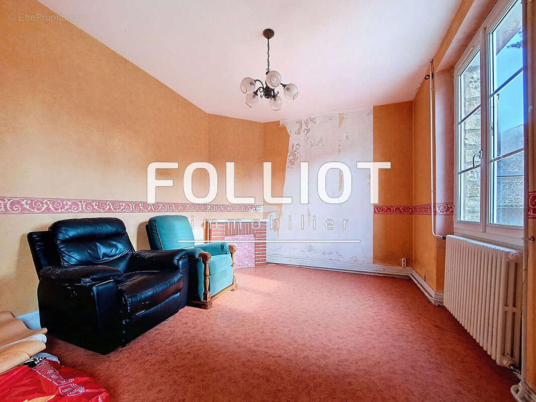 Maison à LA HAYE-DU-PUITS