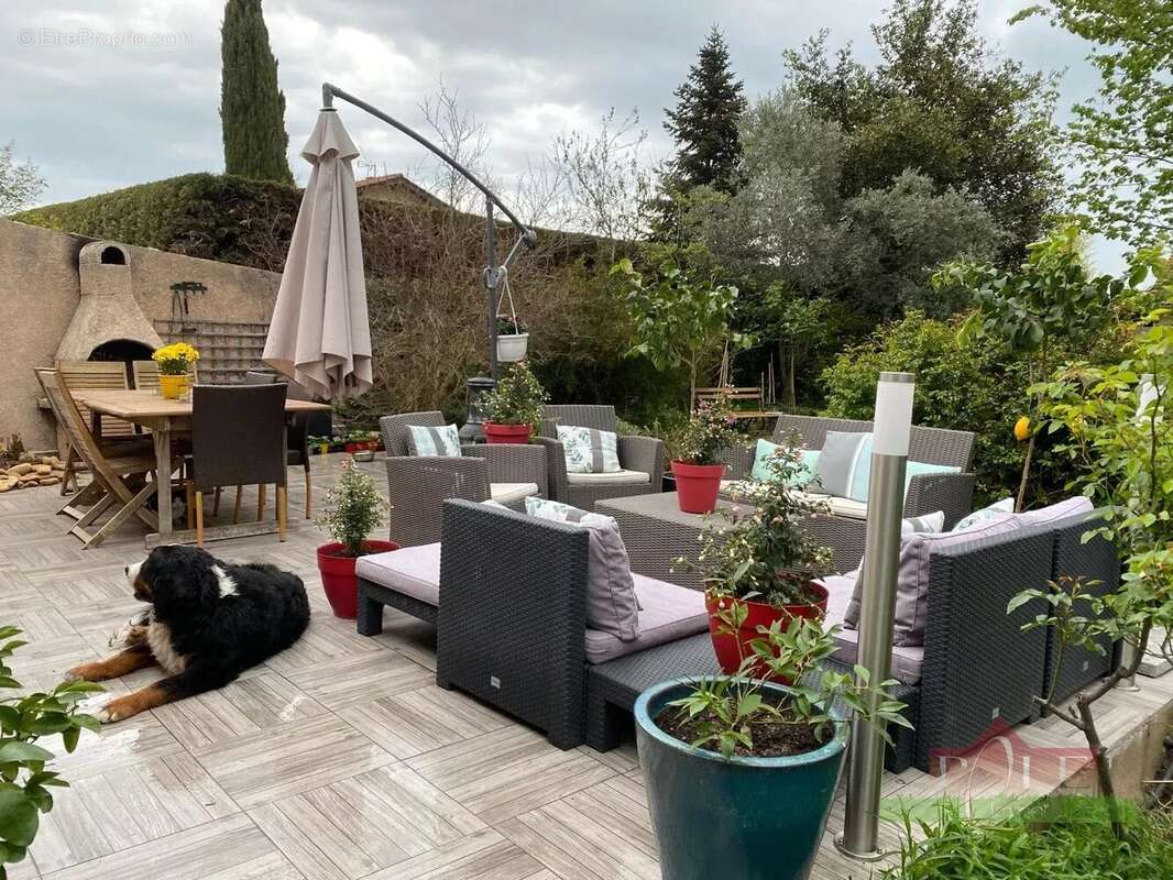 Maison à ROUSSILLON