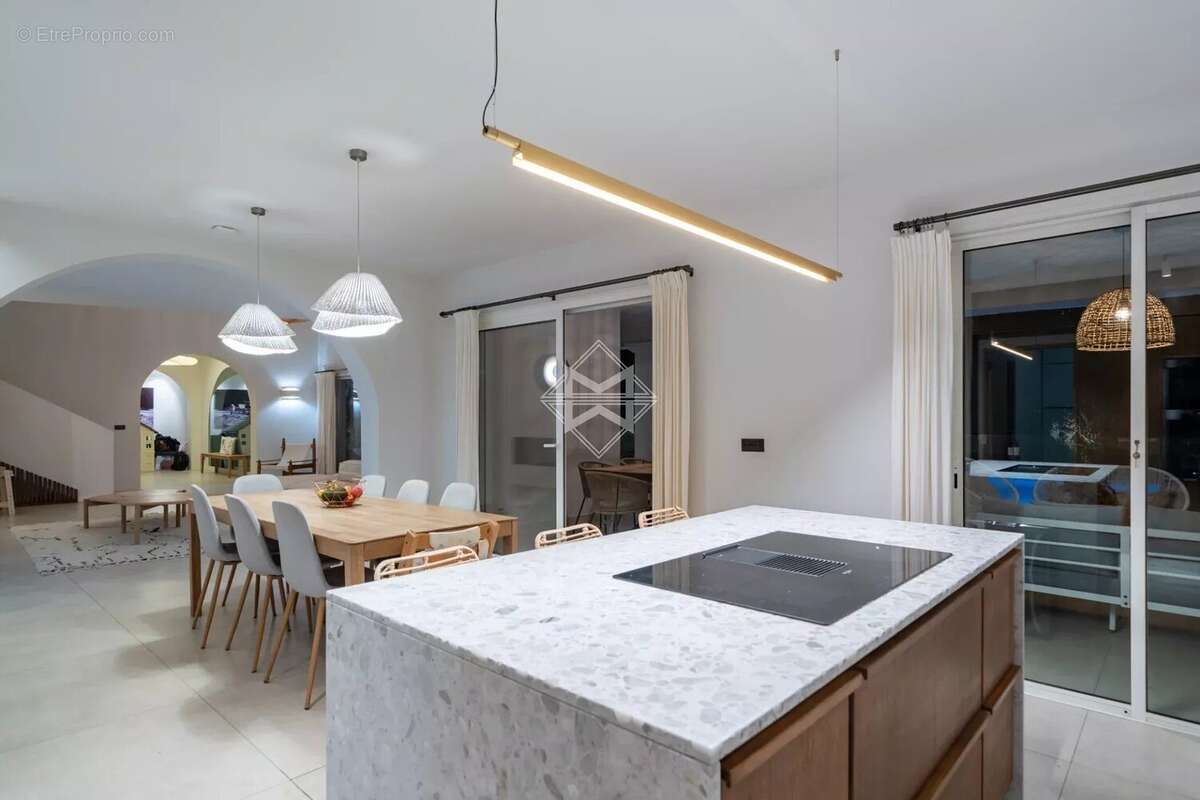Superbe propriété au calme absolu - domaine recherché - photo 8