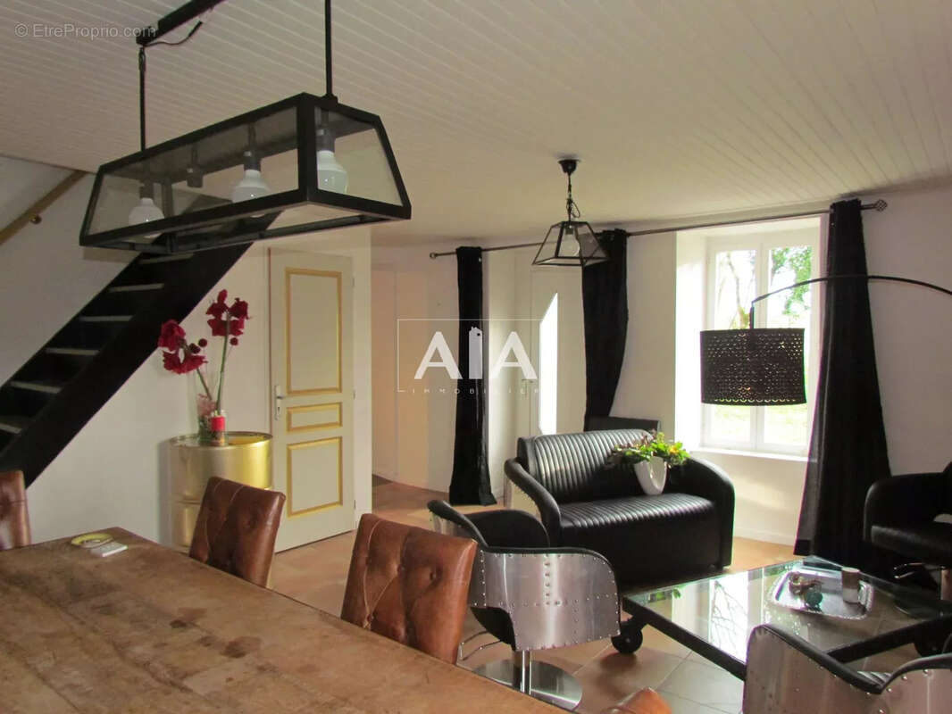 Appartement à SAINT-FRAIGNE