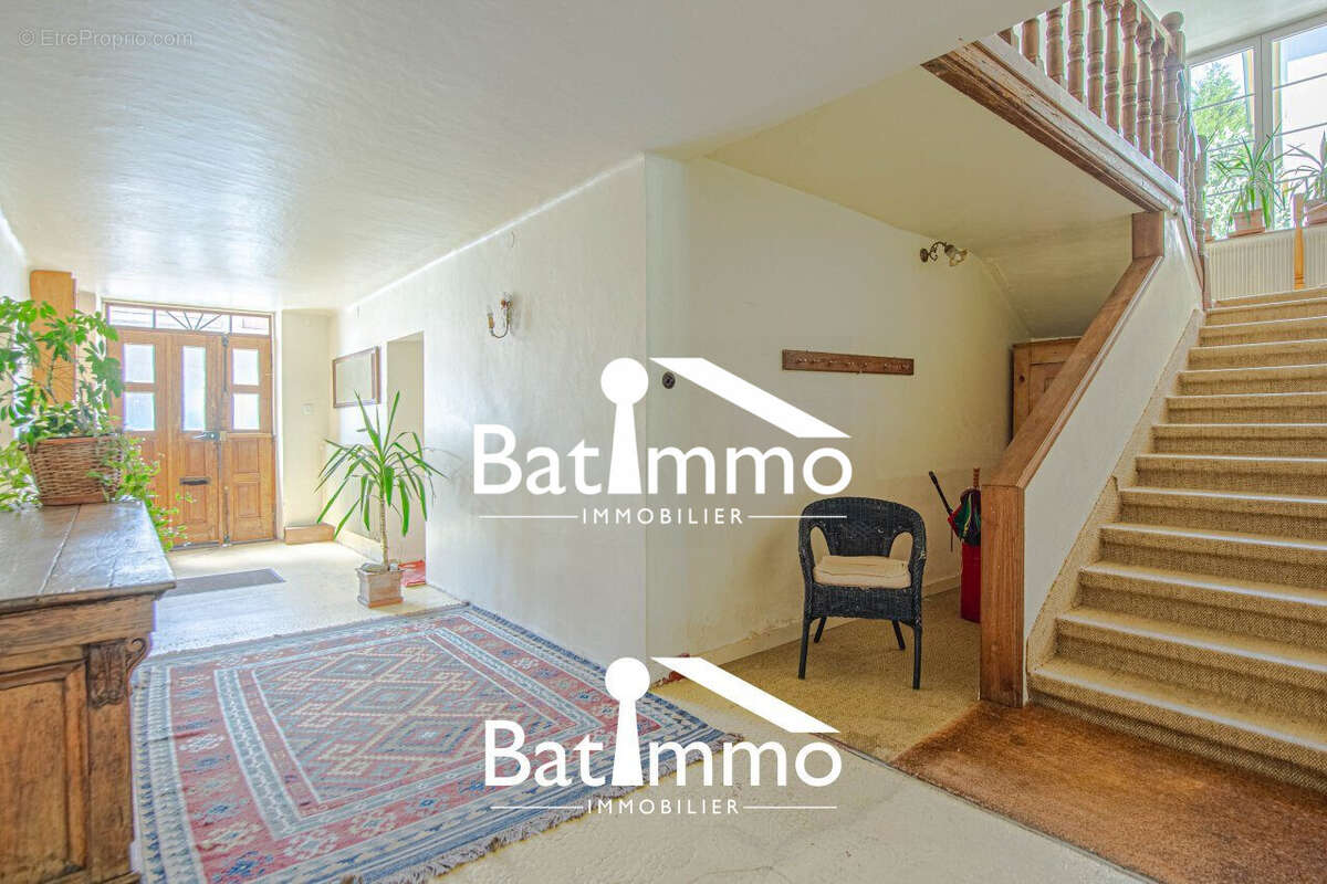 Maison à CHATEL-SAINT-GERMAIN