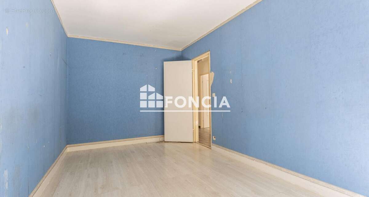 Appartement à GRIGNY