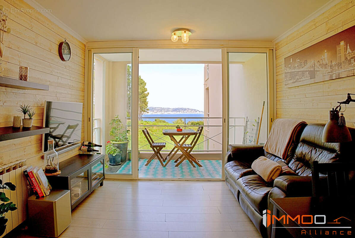 Appartement à THEOULE-SUR-MER