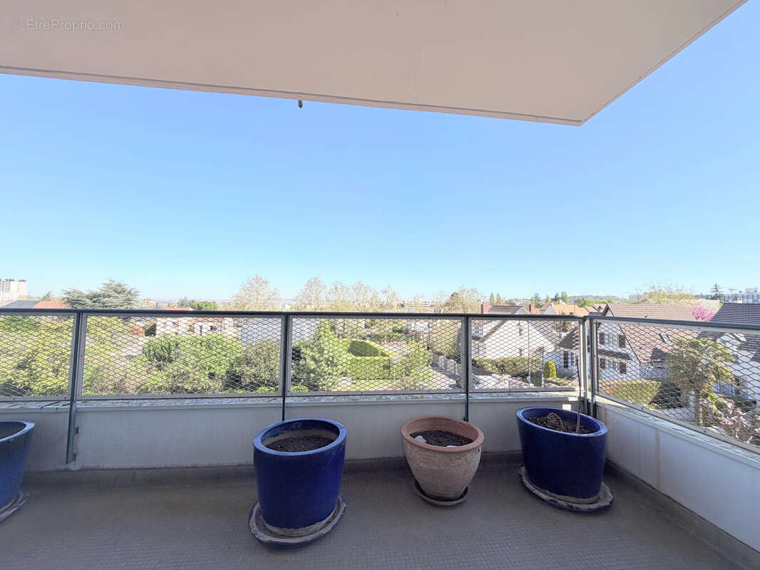 Appartement à RUEIL-MALMAISON