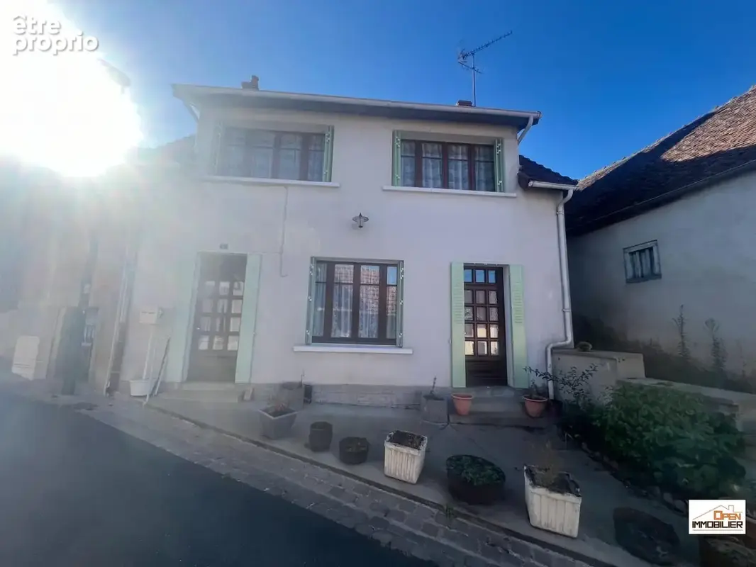 Maison 5 pièces 115 m² à vendre à Chateaumeillant (18370) - photo 7