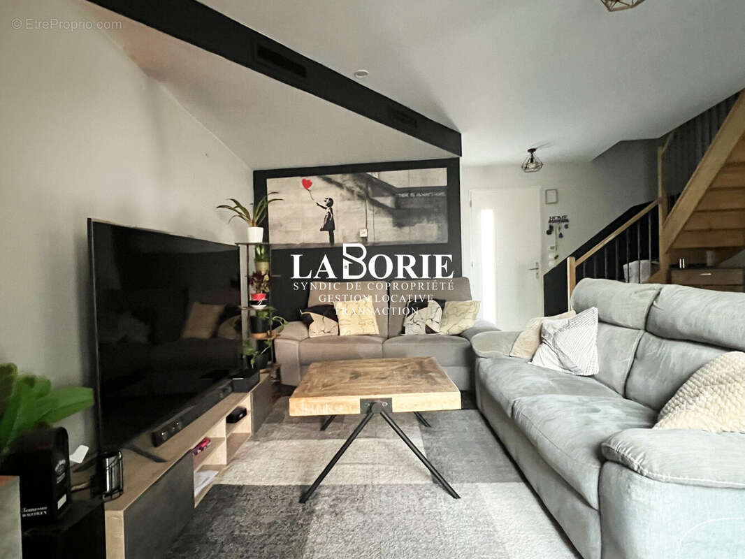 Maison 115 m² à Le Pontet  - photo 4