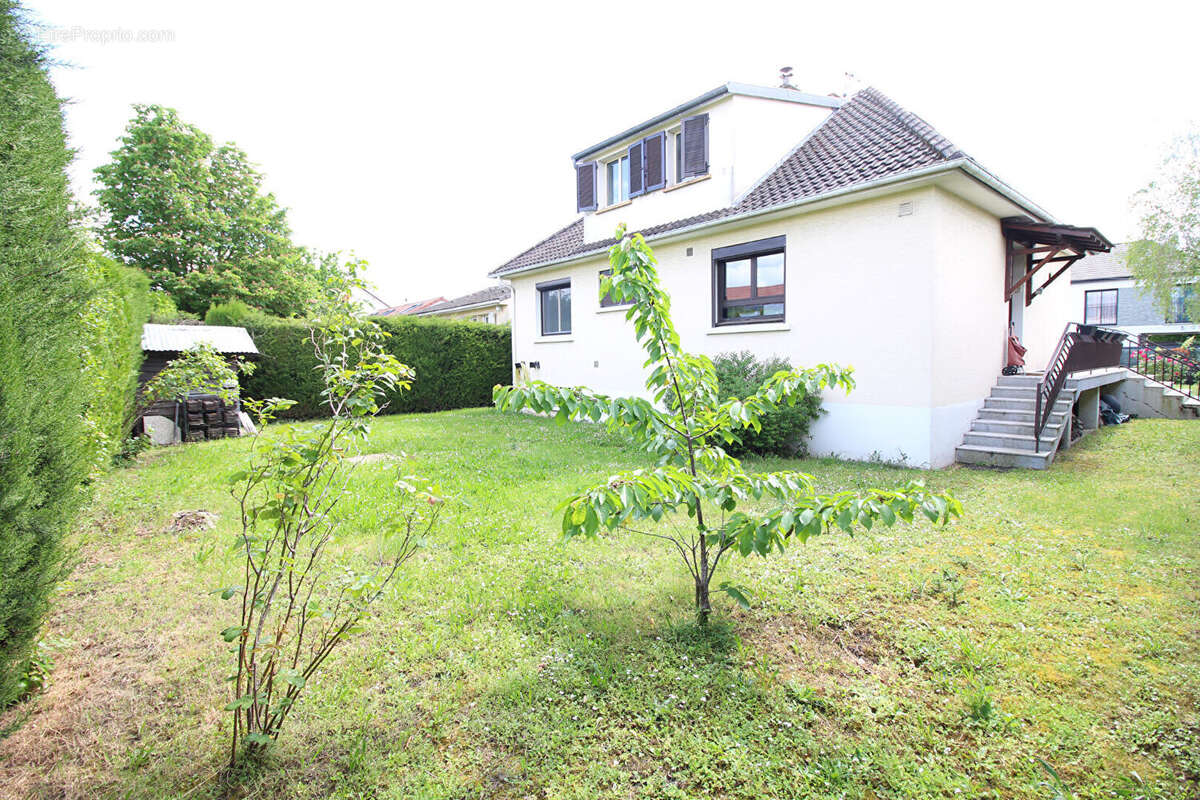 Maison à ERAGNY