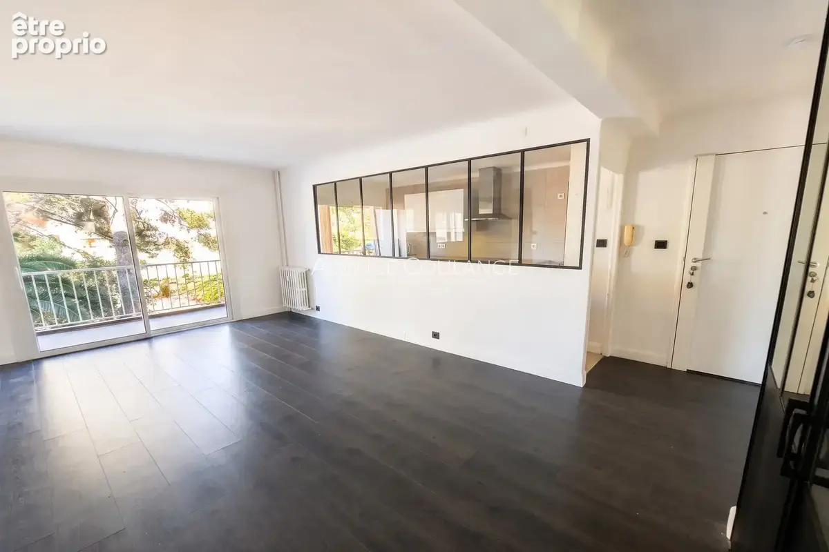 Appartement 71 m² à Toulon  - photo 2