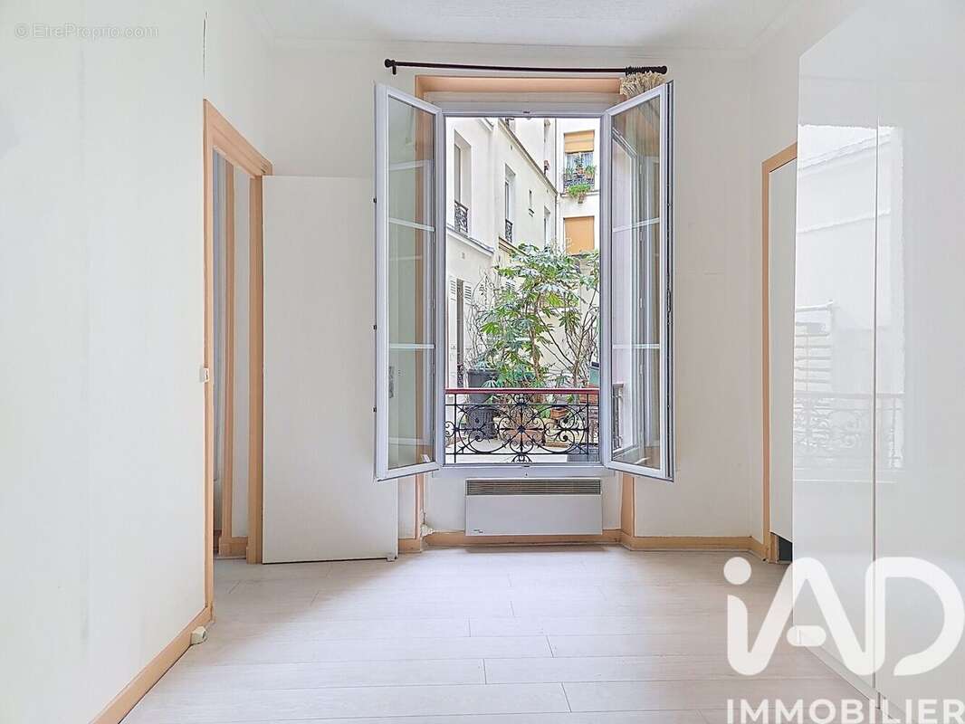 Photo 9 - Appartement à PARIS-18E