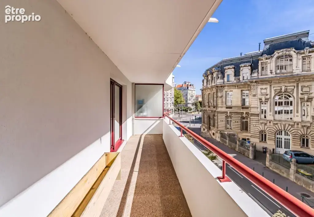 T5 - 112.52 m2 - Lyon 7e arrondissement - photo 3