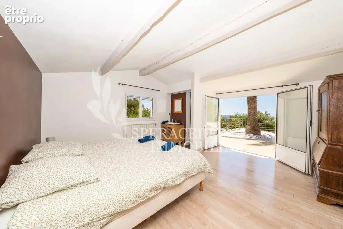 Saint-Cézaire-sur Siagne - Magnifique villa avec vue panoramique - photo 8