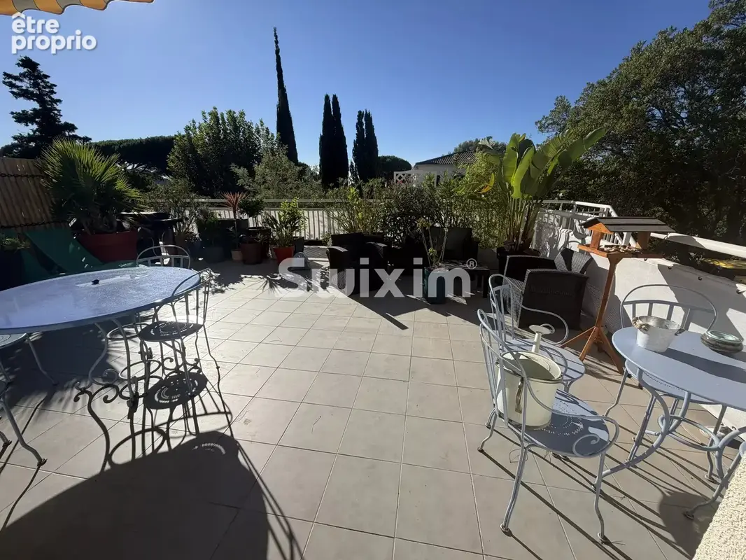 Cavalaire-sur-Mer (83240) — T3 lumineux en rez-de-jardin avec terrasse de 45 m² à 200 m des plages - photo 13