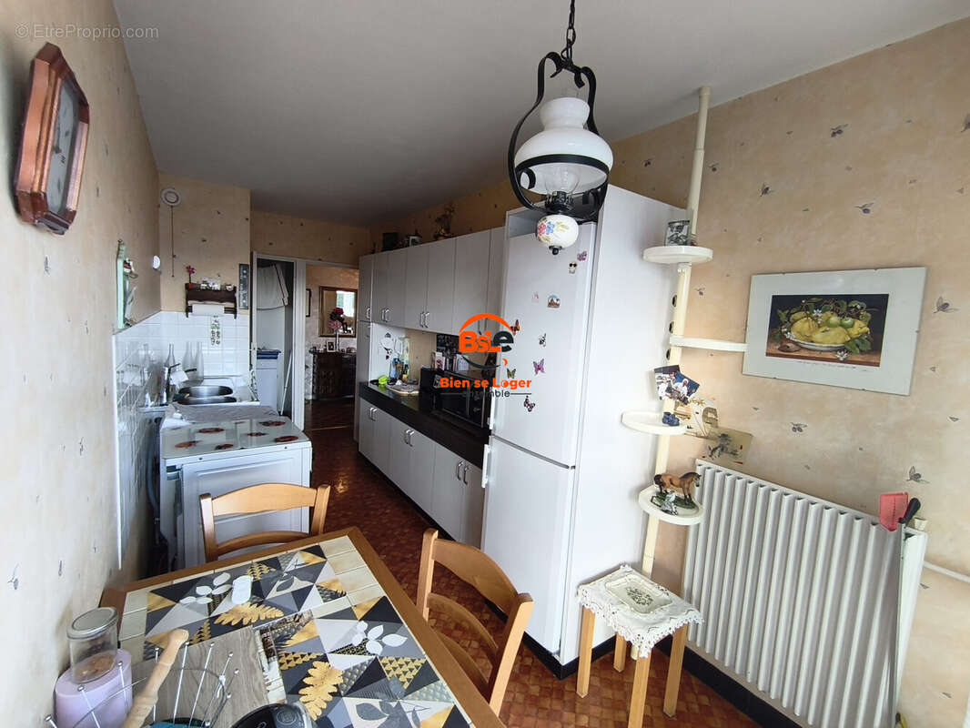 A VENDRE - T4 - COURNON D'AUVERGNE - AGENCE IMMOBILIER BSLE - www.bsleimmo.com - Appartement à COURNON-D'AUVERGNE