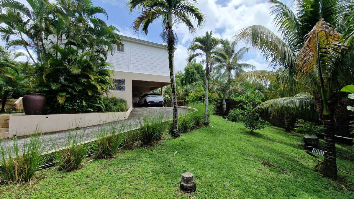 Maison à LE LAMENTIN