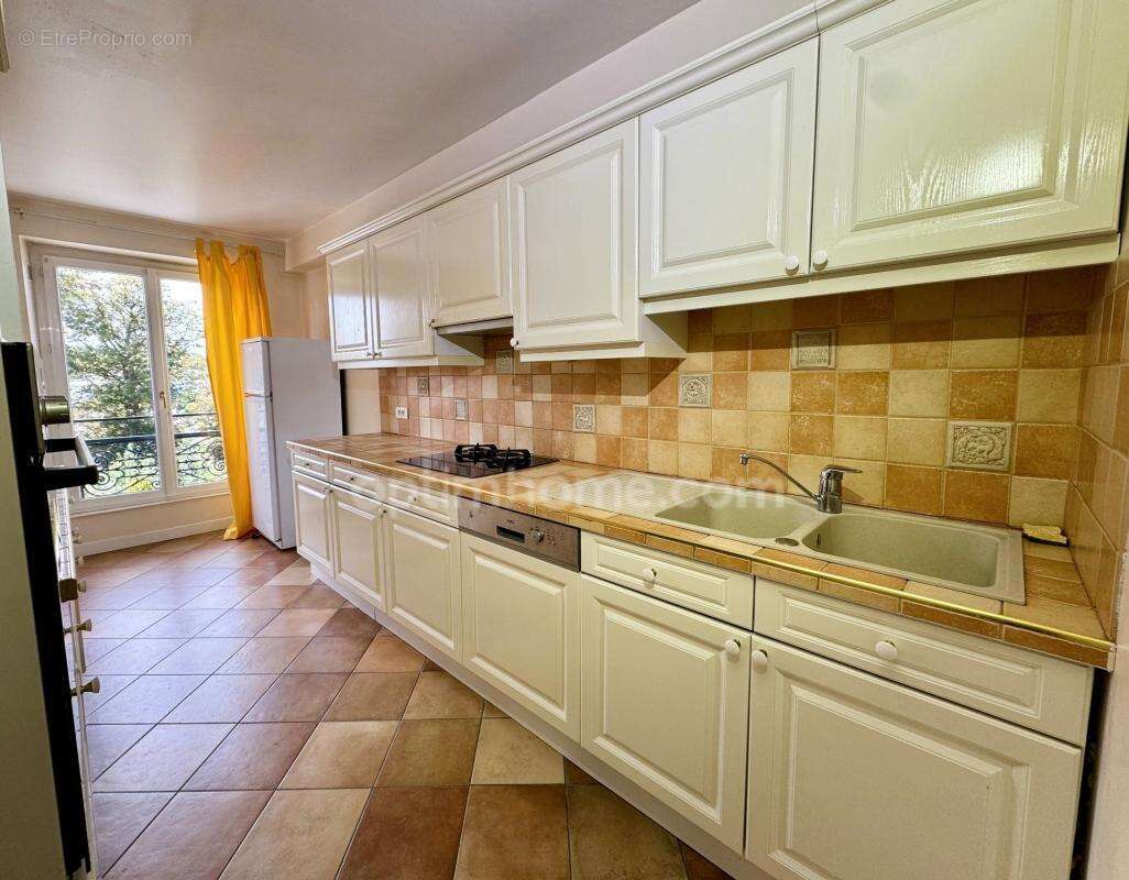 Appartement duplex - 4 chambres - parking privé -  proche centre ville - lisieux (14100) - photo 10