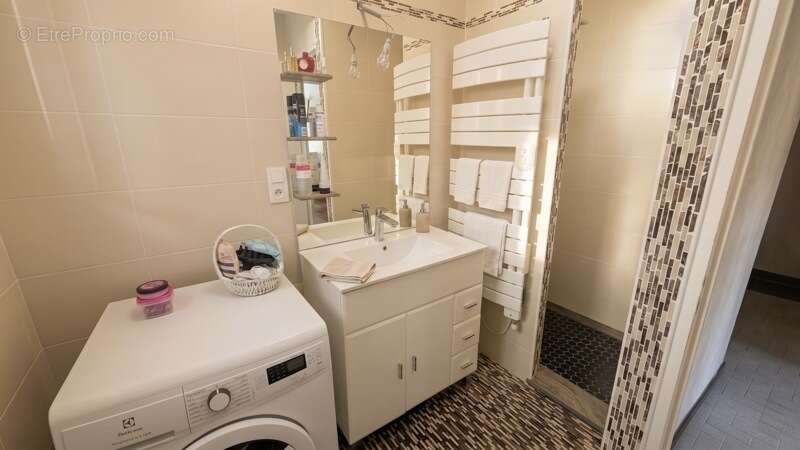 Appartement à LA TOUR-DU-PIN