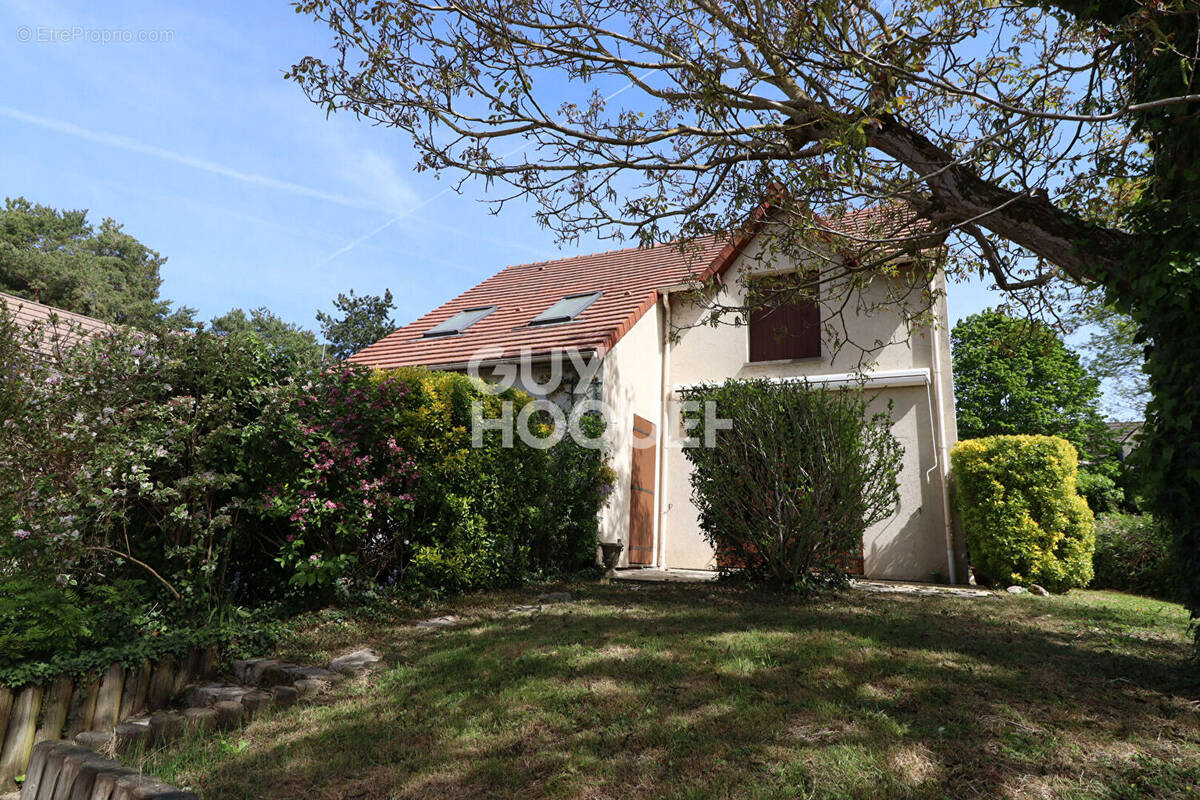 Maison à SAINT-MICHEL-SUR-ORGE