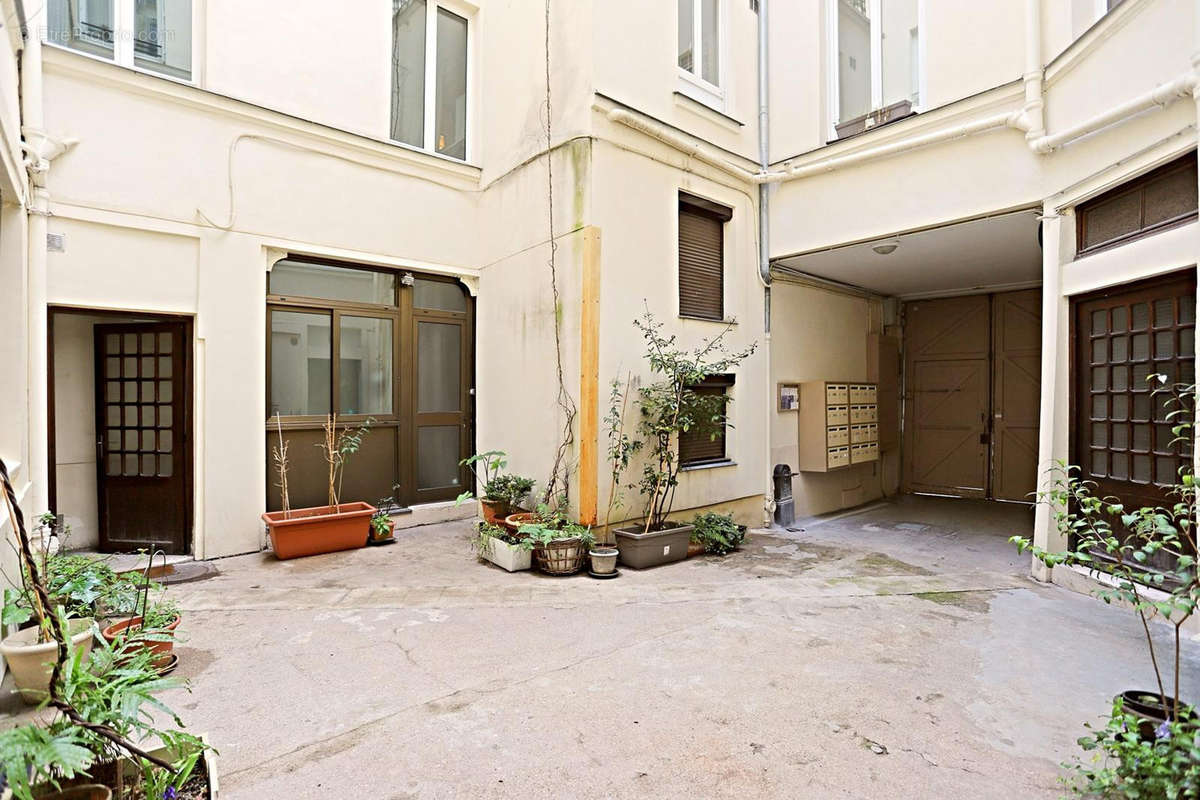 Appartement à PARIS-3E