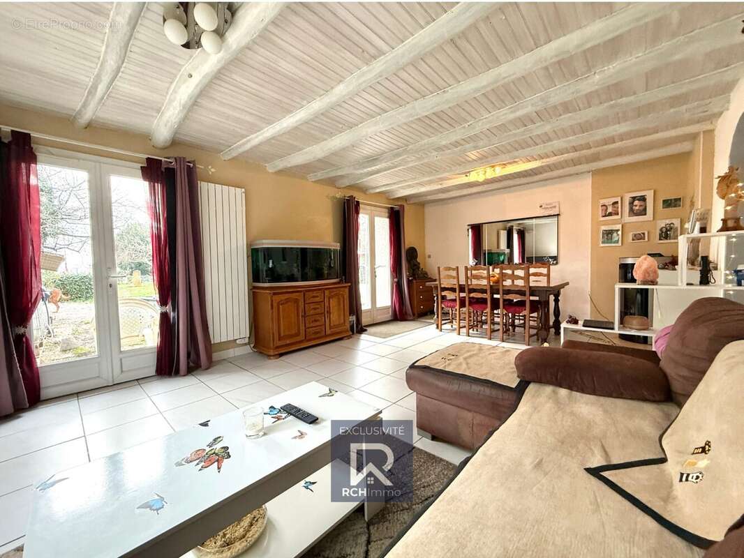 Maison à MOIDIEU-DETOURBE