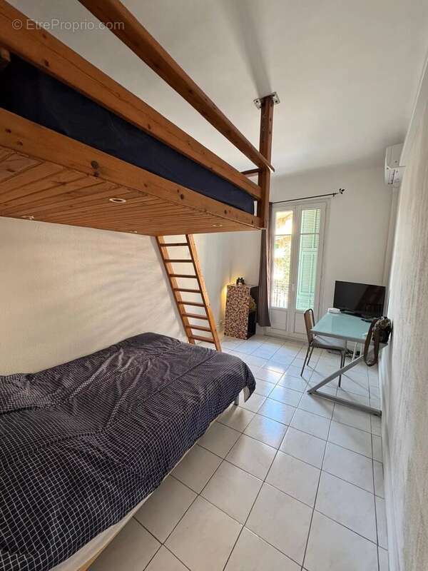 Appartement 2 pièces rénové avec soin - photo 10