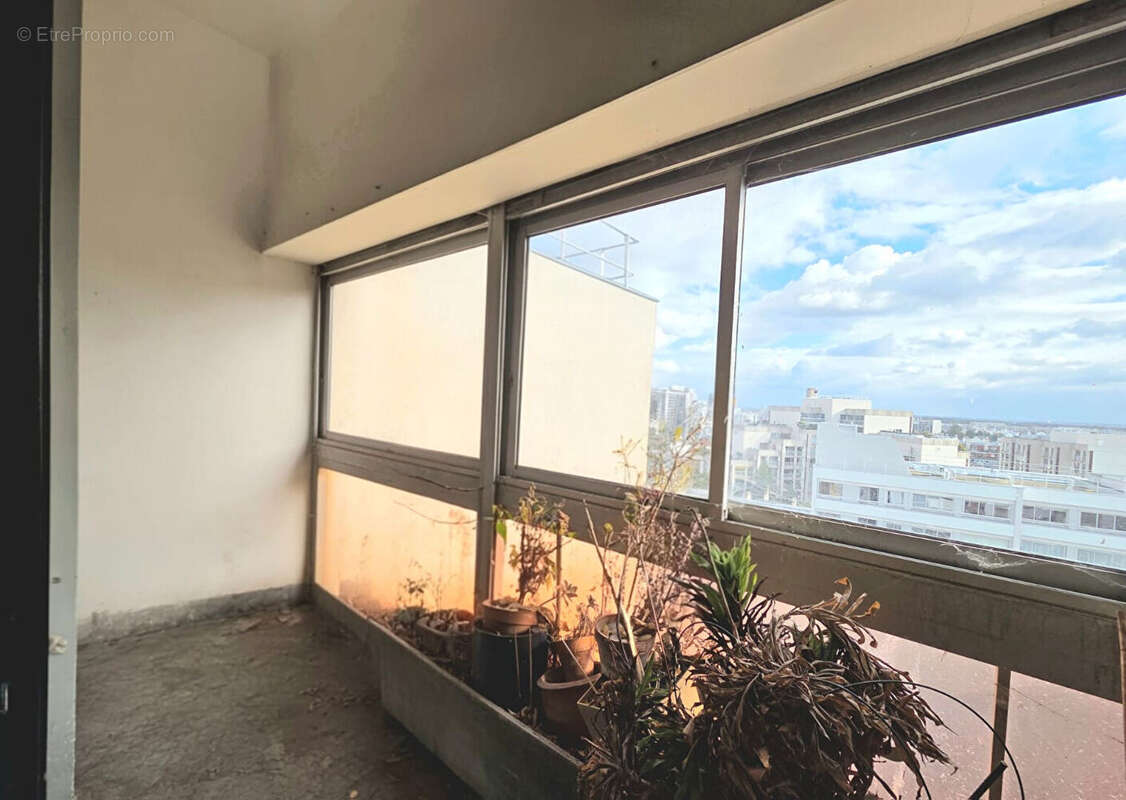 Appartement à PARIS-20E